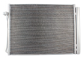 bild 1 produkt: Kondensor BMW med inbyggt torkfilter