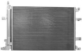 bild 1 produkt: Kondensor Volvo med inbyggt torkfilter